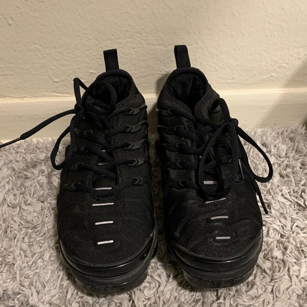 Nike Air Vapor Max Plus Triple Black